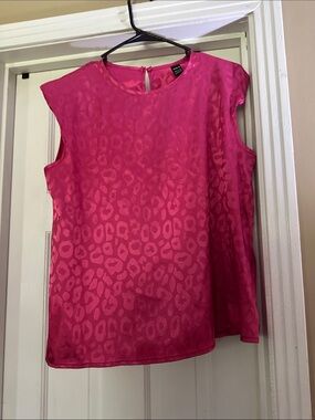 SHEIN Hot Pink Satin Leopard Print Cap Sleeve Shell